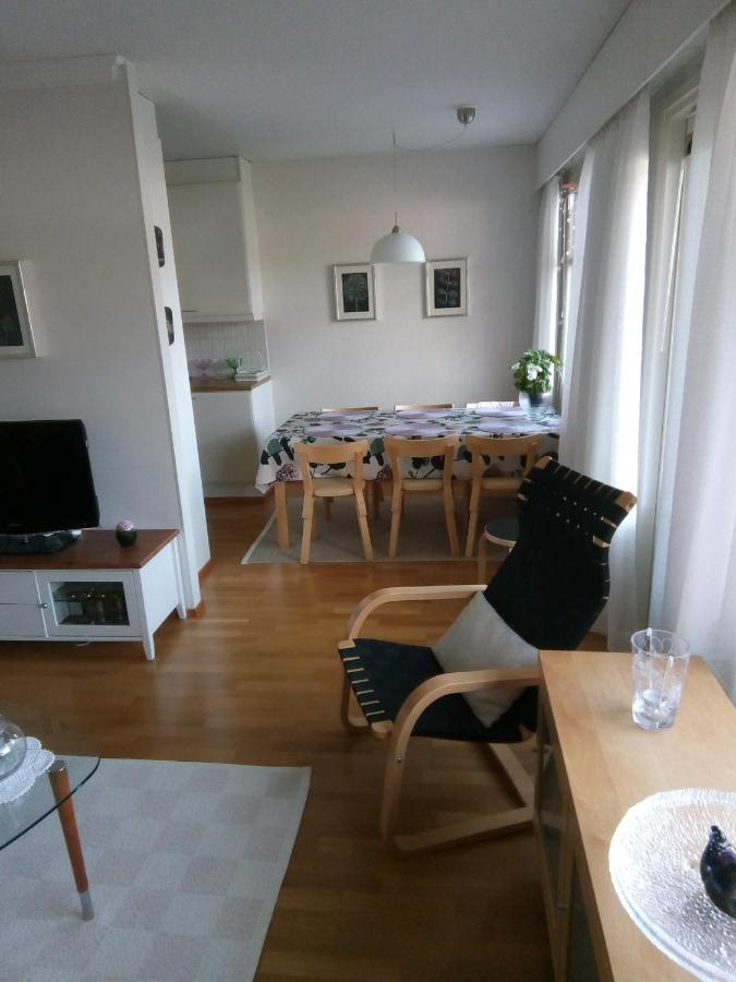 Cozy Two Room Apartment With Sauna Hyvinkää Esterno foto